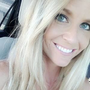 Meet your Posher, Kelli